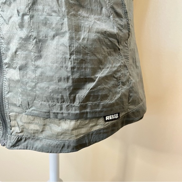 REI Screeline Cascade Soft Shell Vest - Lightweight - Picture 3 of 16